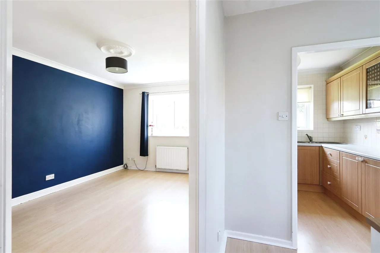 Meadow View Road, Sheffield, South Yorkshire, S8, photo 13