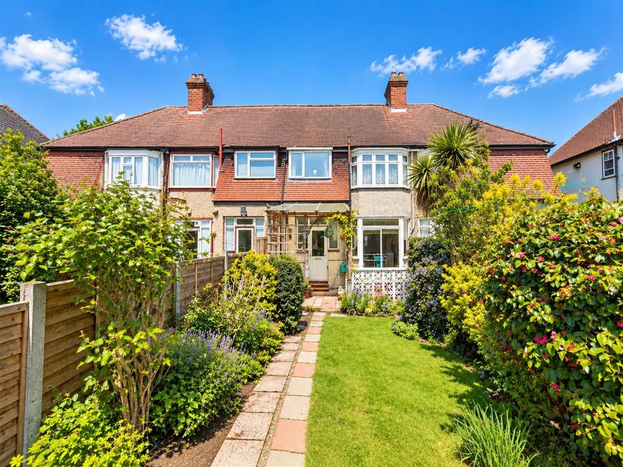 3 bed house for sale, Terraced For SaleCentral Avenue, Hounslow, TW3