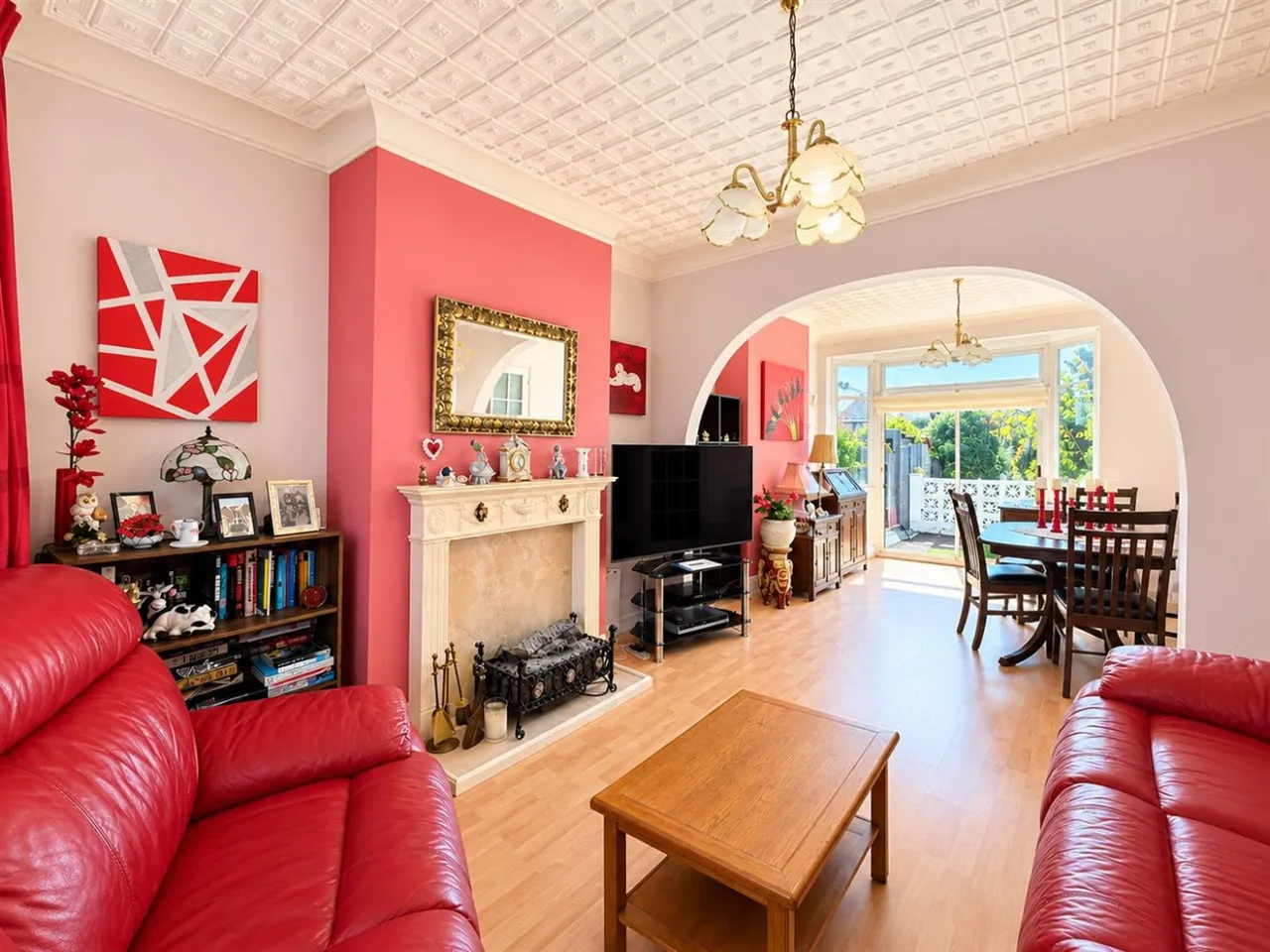 Terraced For SaleCentral Avenue, Hounslow, TW3, photo 6