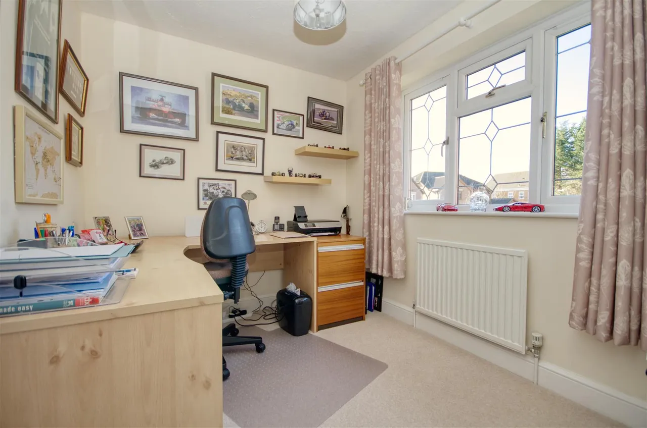 Holly Gardens, West End, Southampton, SO30 3RW, photo 11