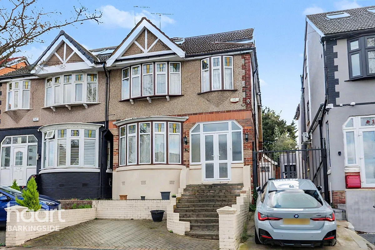 Herent Drive, Clayhall, IG5, photo 22