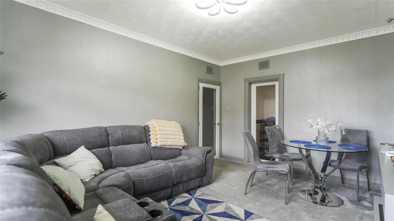 Zena Crescent, Barmulloch, Glasgow, G33, photo 3