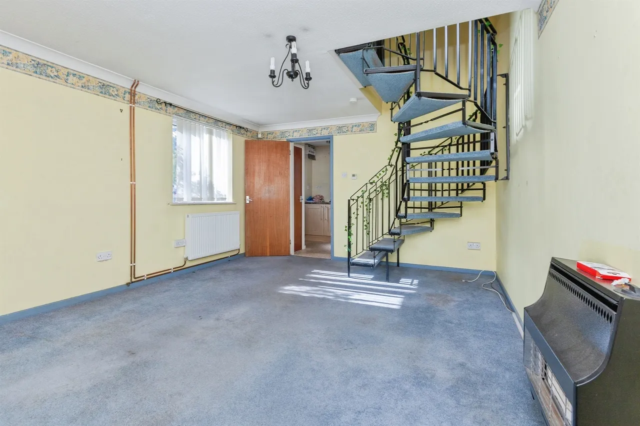 Blackthorn Drive, Leicester, LE4, photo 15