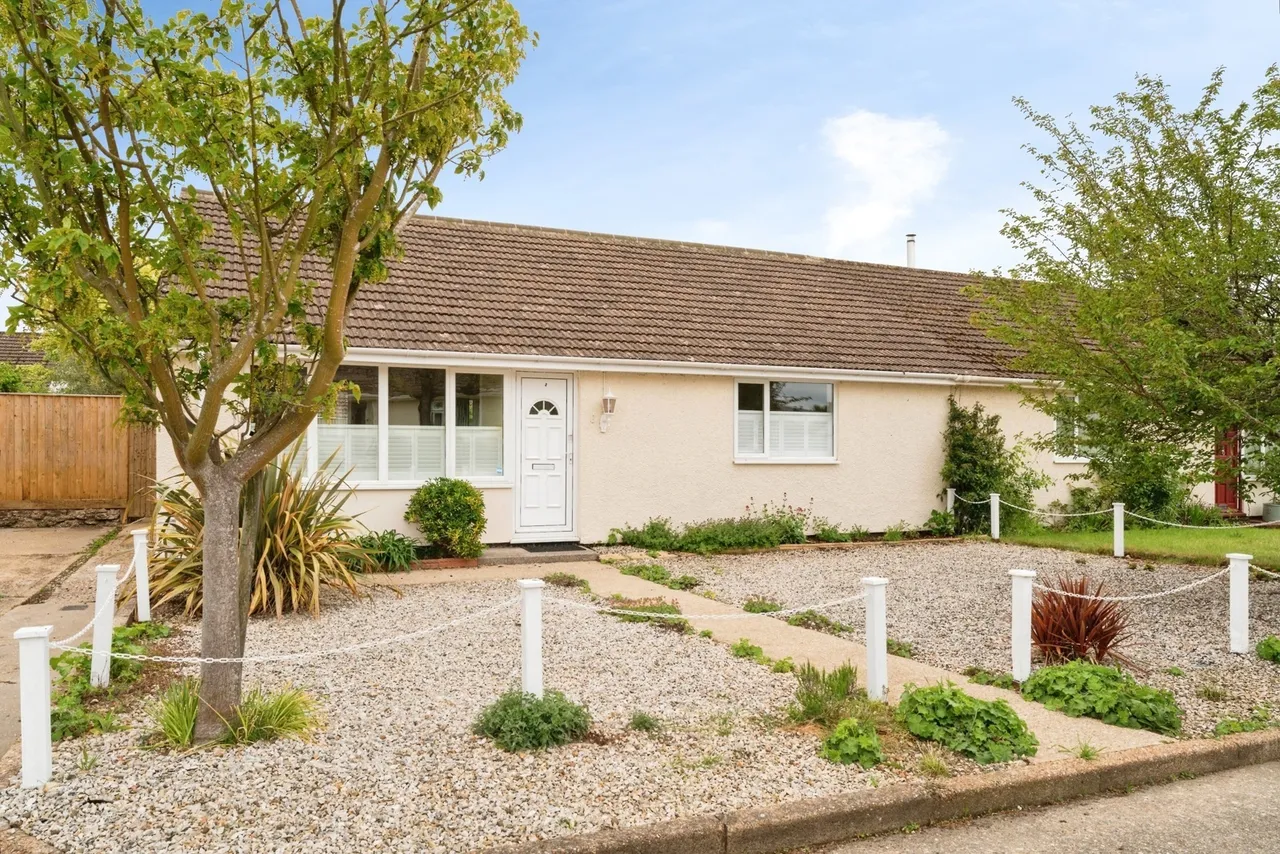 2 bed house for sale — Penny Croft, Wicken Green Village, Norfolk, NR21