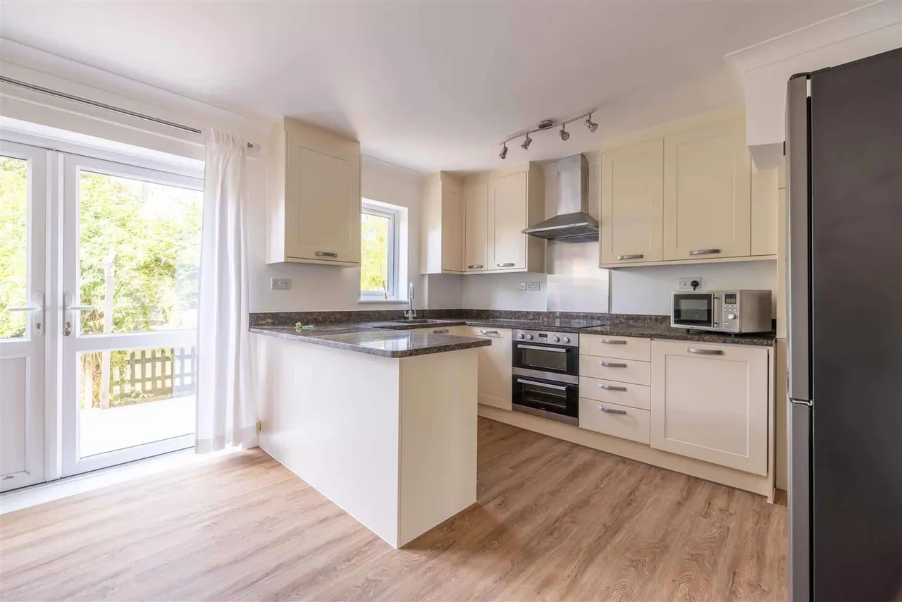 Horton Road, Datchet, Slough, SL3 9HN, photo 2