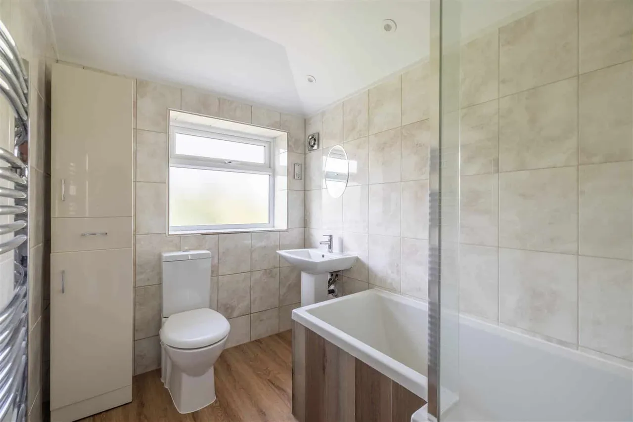 Horton Road, Datchet, Slough, SL3 9HN, photo 7
