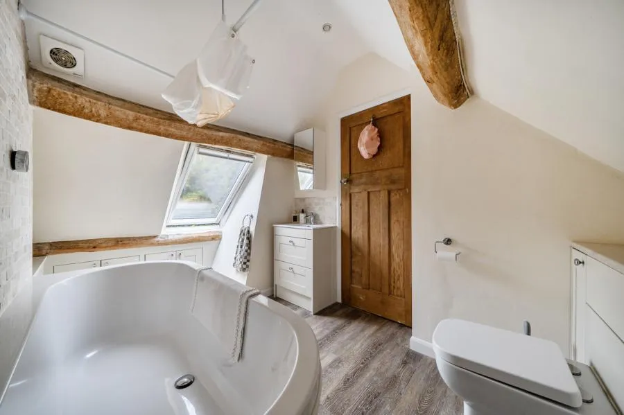 College Row, Crawley, OX29, photo 16