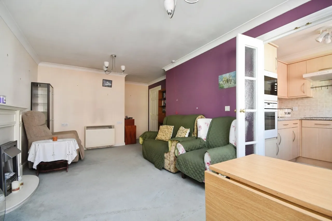 Roche Close, Rochford, Essex, SS4, photo 2
