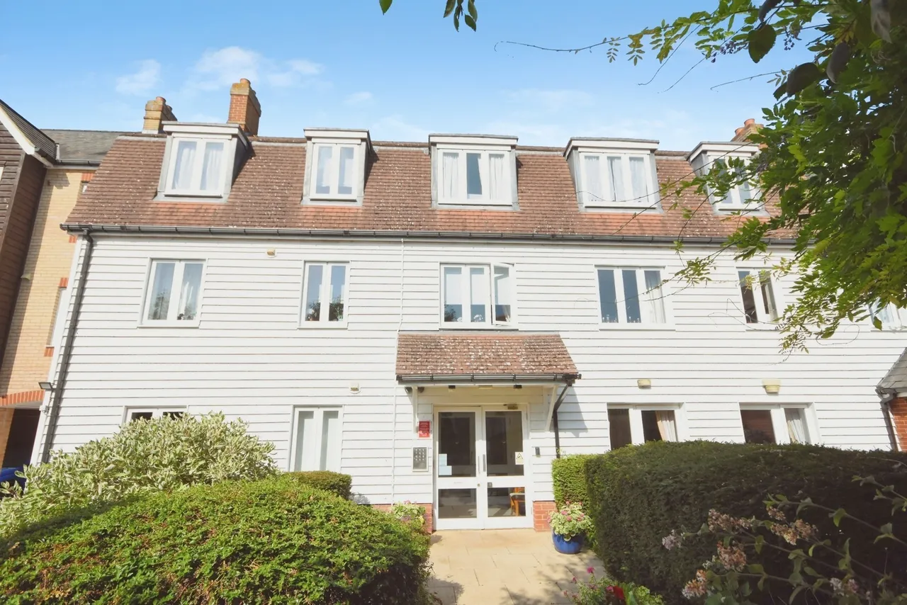 1 bed flat for sale — Roche Close, Rochford, Essex, SS4