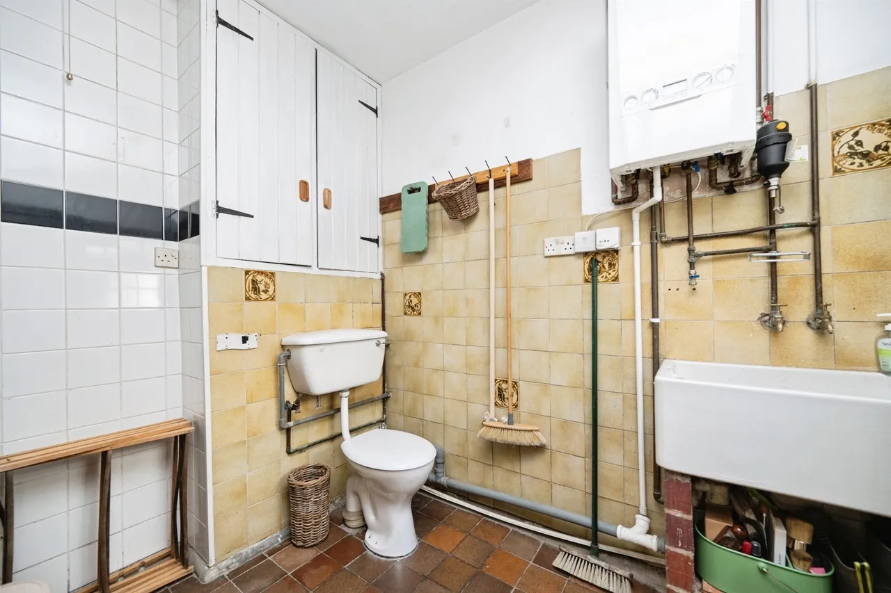 Oakham Road, Cawney Bank Lodge, DY2, photo 19
