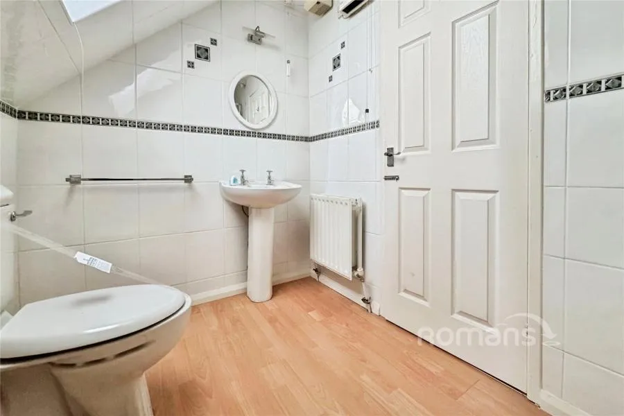 St. Michaels Road, Sandhurst, GU47, photo 15