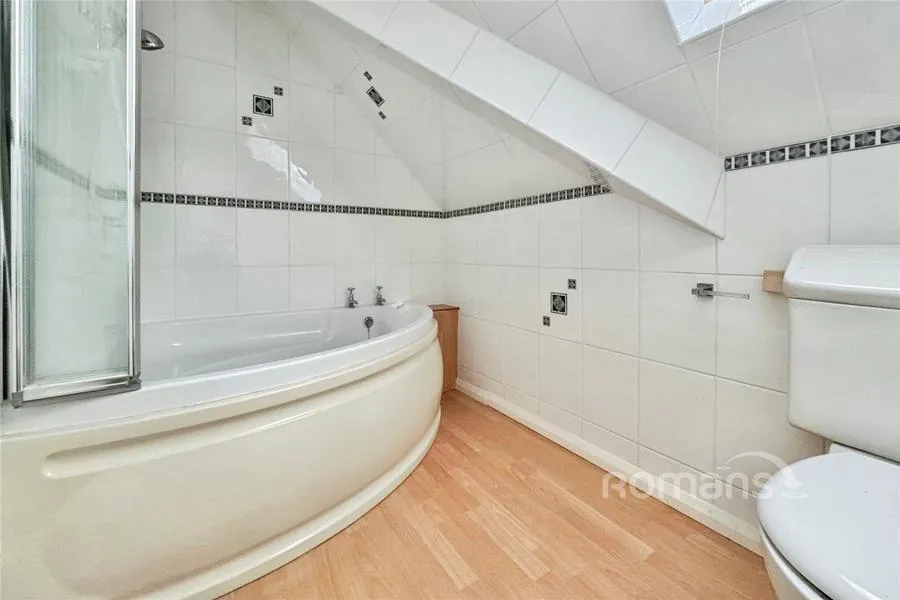 St. Michaels Road, Sandhurst, GU47, photo 16
