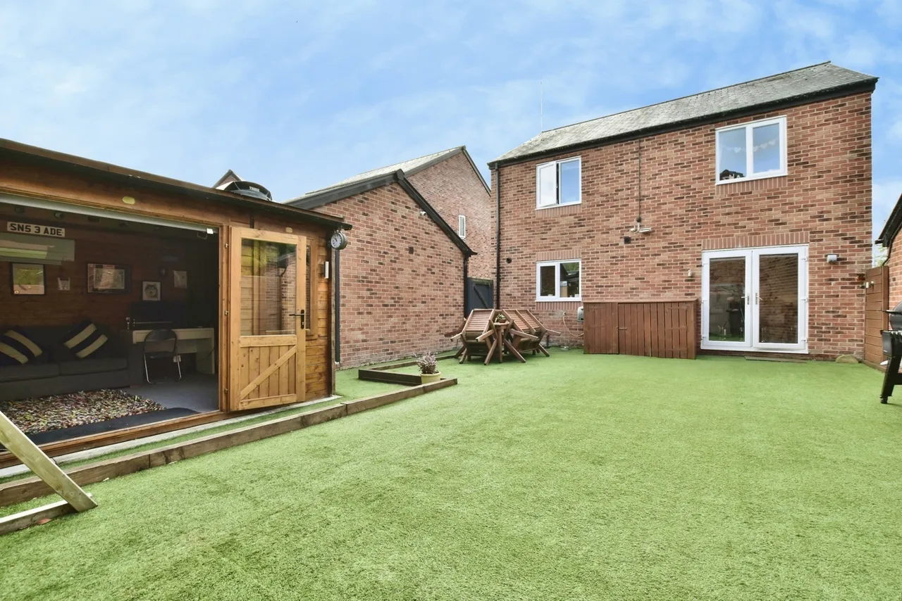 Waterwheel Way, Bollington, Macclesfield, Cheshire, SK10, photo 11