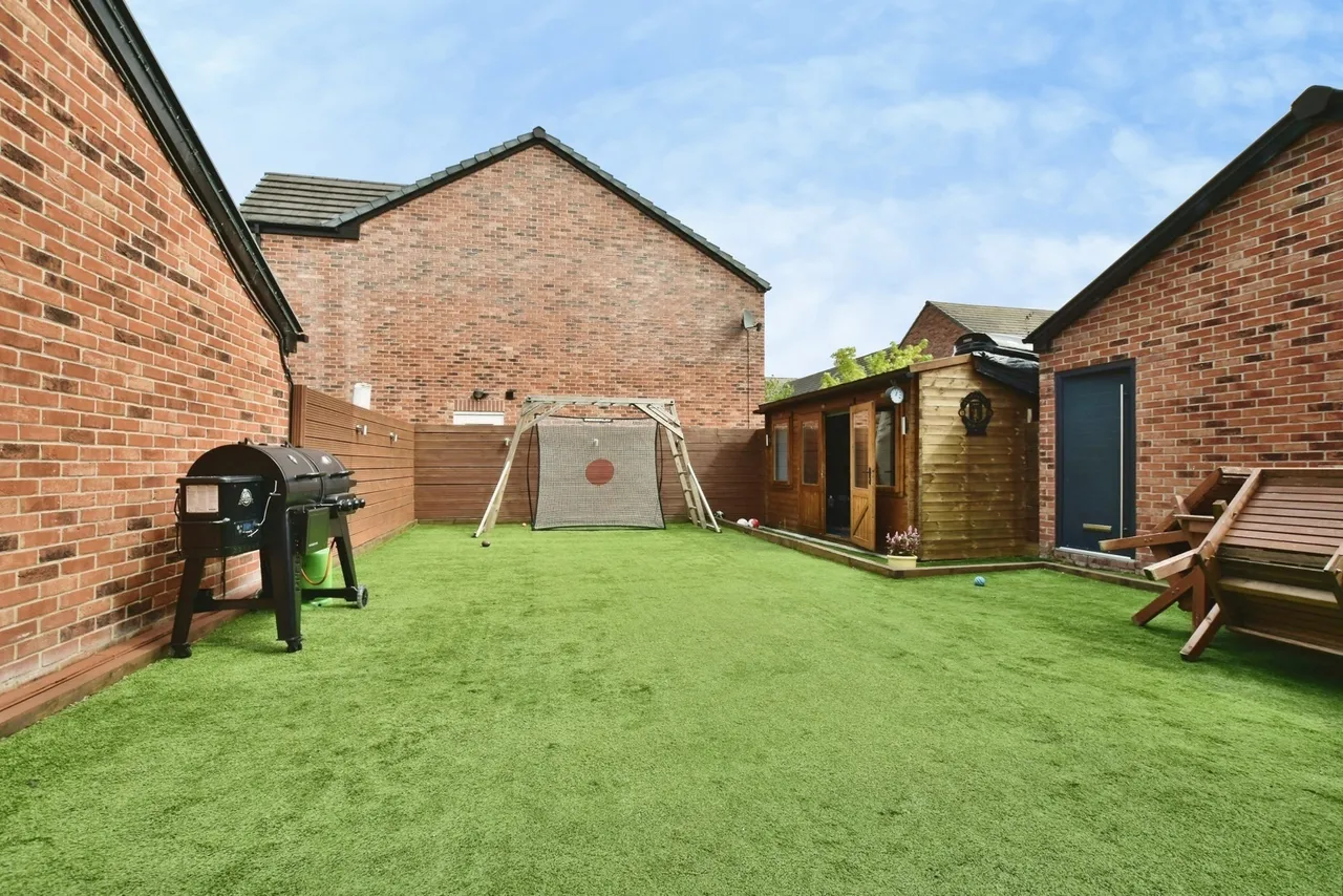 Waterwheel Way, Bollington, Macclesfield, Cheshire, SK10, photo 22