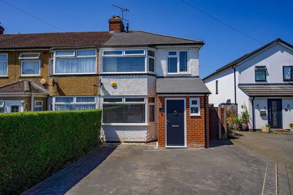 3 bed house to rent — Holme Close, Hatfield AL10 9LQ