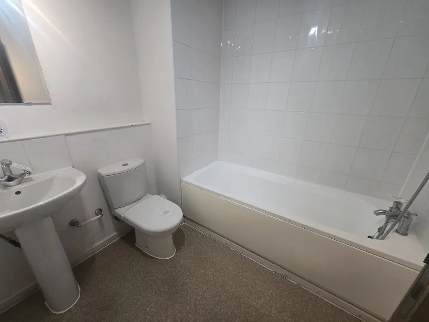Huntingdon Street, Nottingham, Nottinghamshire, NG1, photo 2