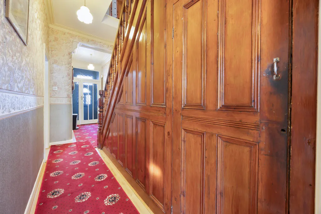 Clifton Crescent, Wigan, photo 9