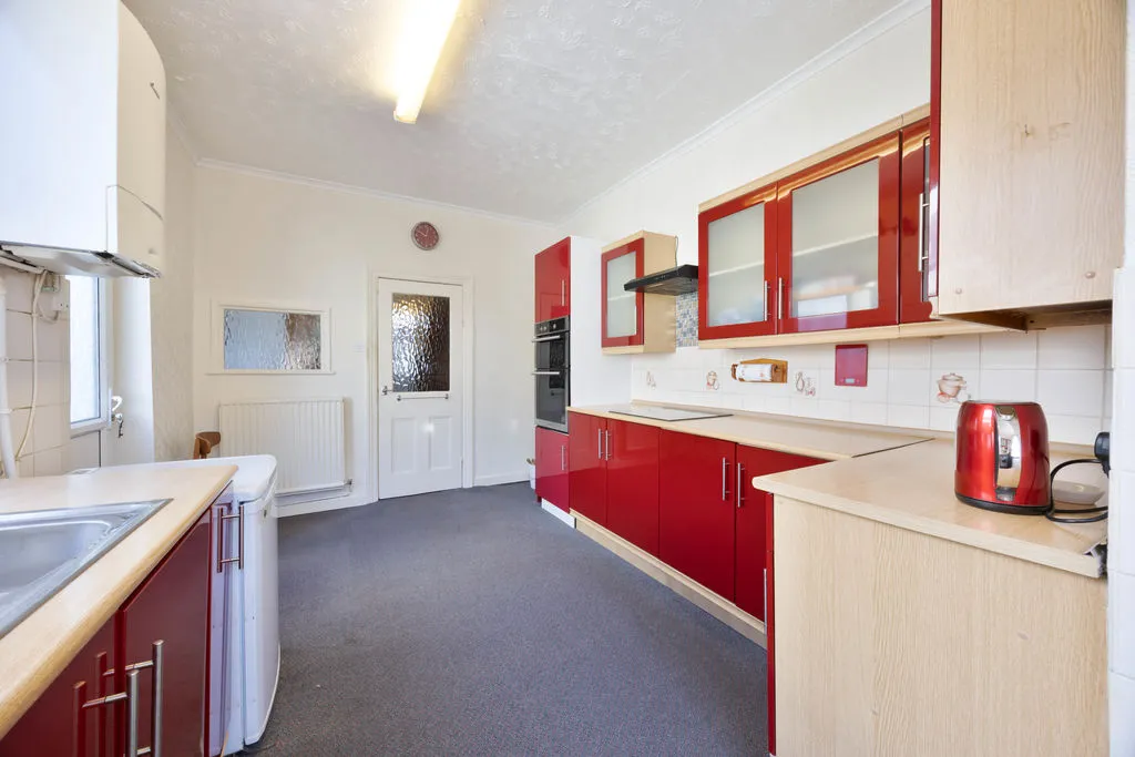 Clifton Crescent, Wigan, photo 7