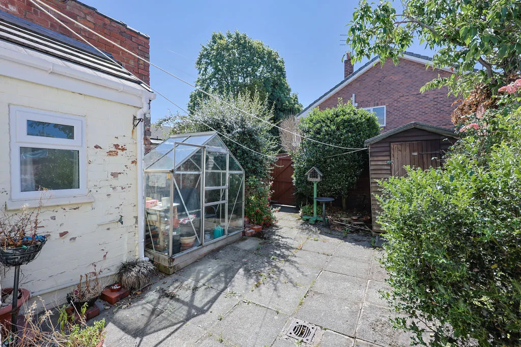 Clifton Crescent, Wigan, photo 21