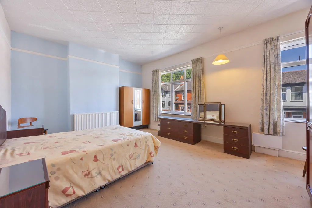 Clifton Crescent, Wigan, photo 13