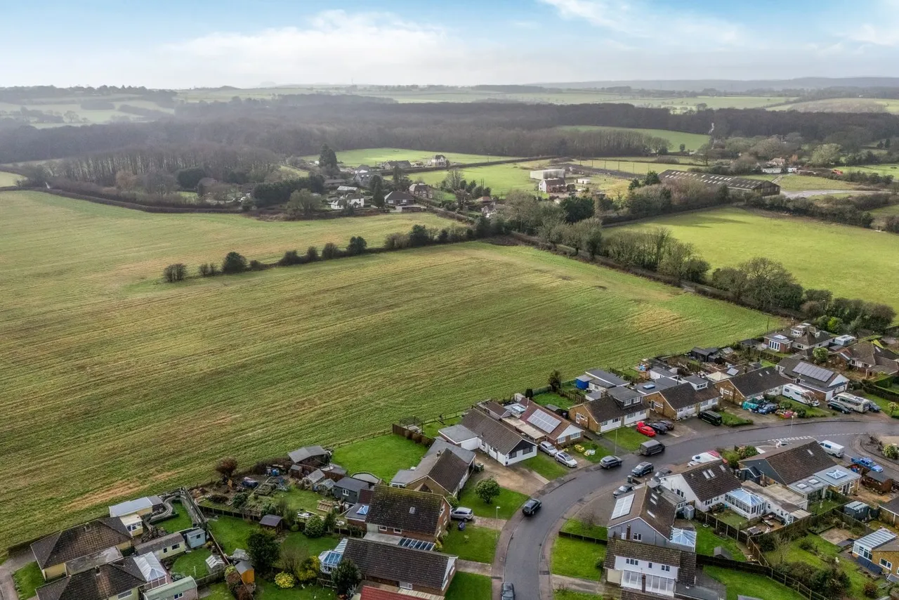 Minter Avenue, Densole, CT18, photo 24