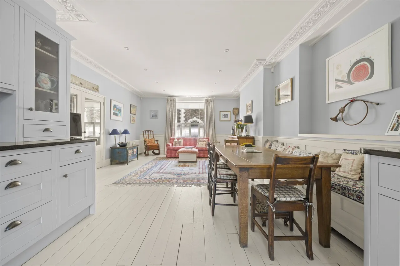 St. Johns Street, Chichester, West Sussex, PO19, photo 6