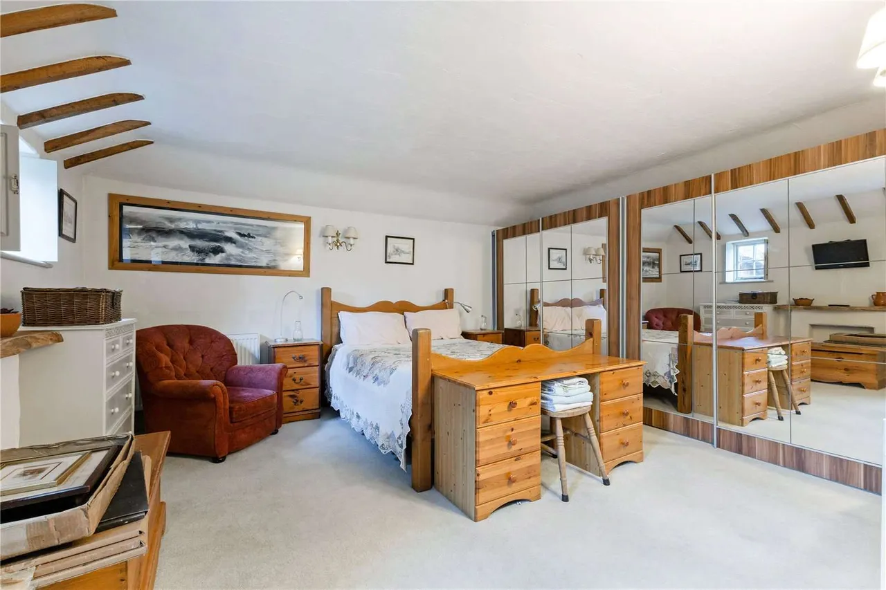 Quay Road, Lymington, Hampshire, SO41 3AX, photo 10