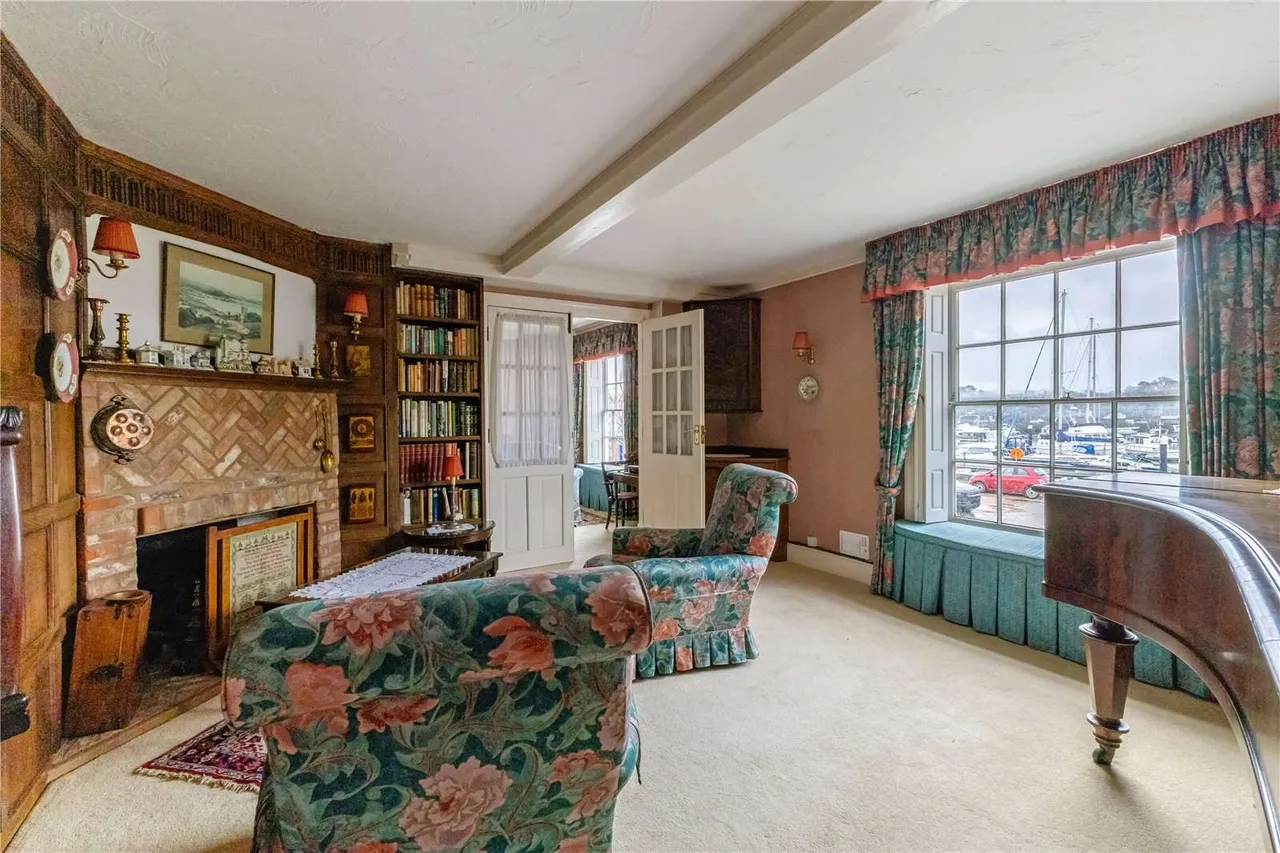 Quay Road, Lymington, Hampshire, SO41 3AX, photo 6