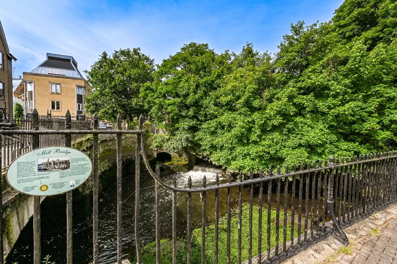4 Mill Plat, Isleworth, photo 5