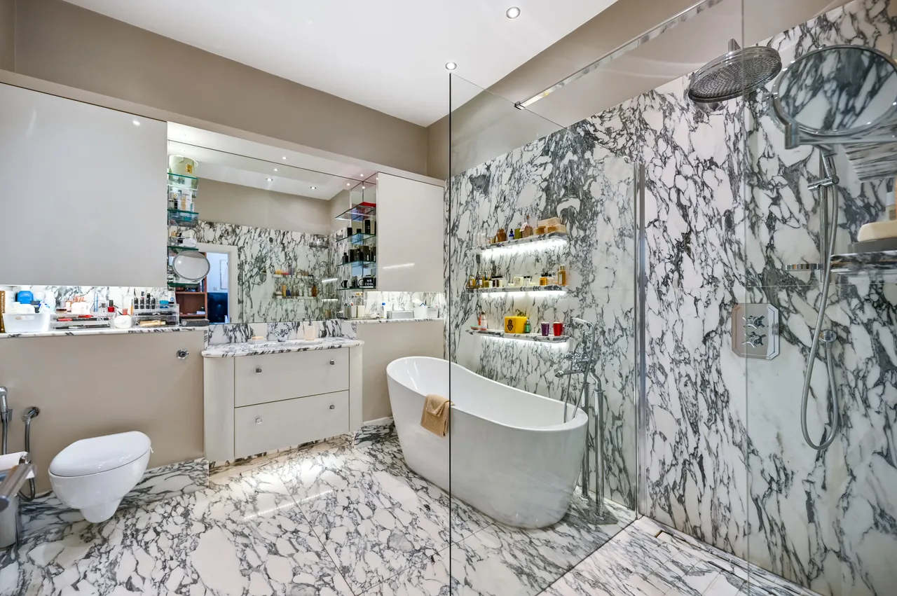 4 Mill Plat, Isleworth, photo 12