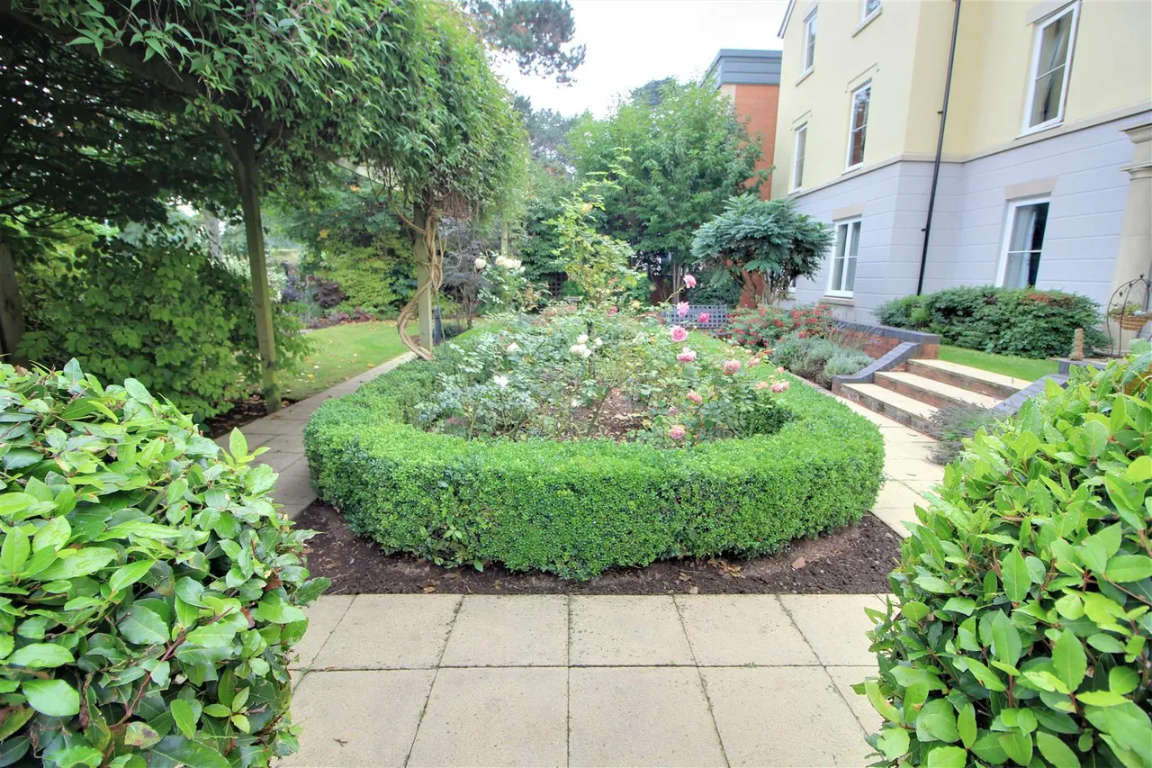 Howsell Road, Malvern, WR14, photo 6