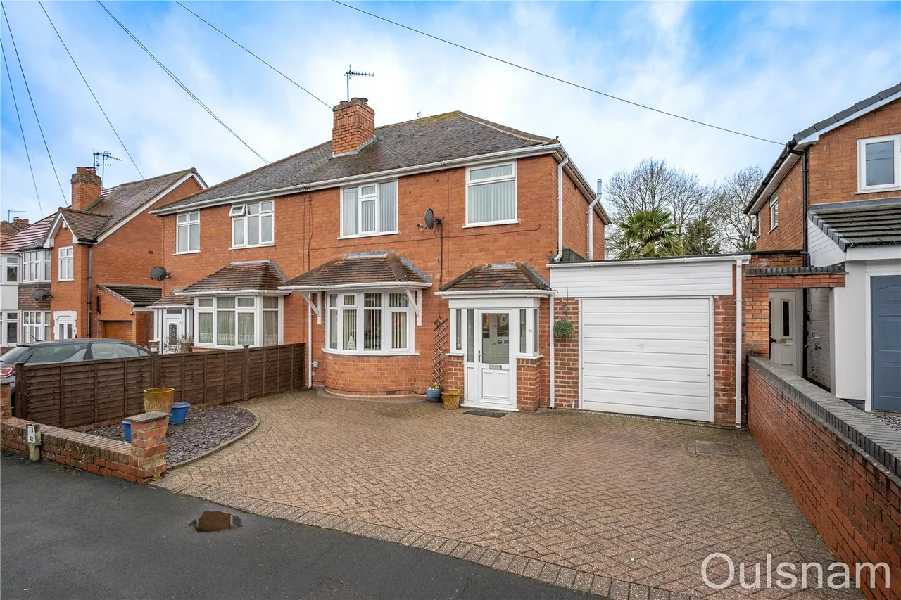 3 bed house for sale — Elm Grove, Bromsgrove, Worcestershire, B61 0EJ