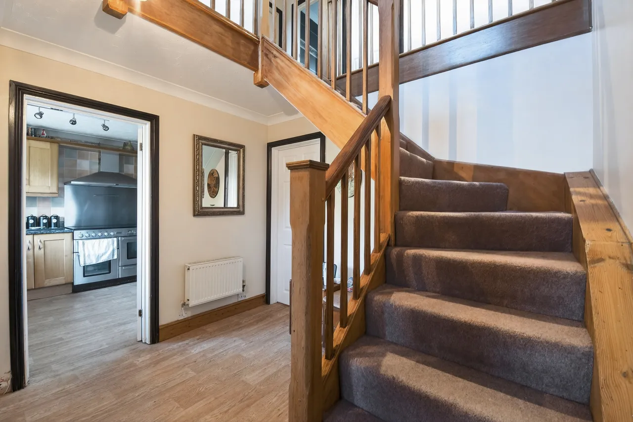 Eagle Gardens, Yeovil, BA22, photo 8