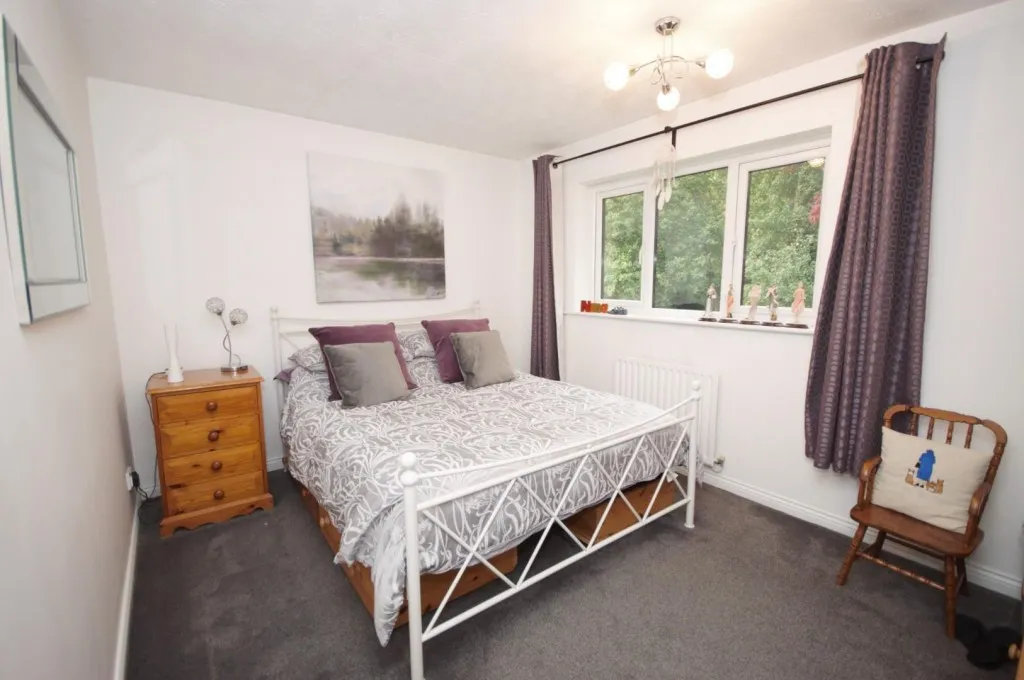 Laneside Hollow, Northampton, photo 12