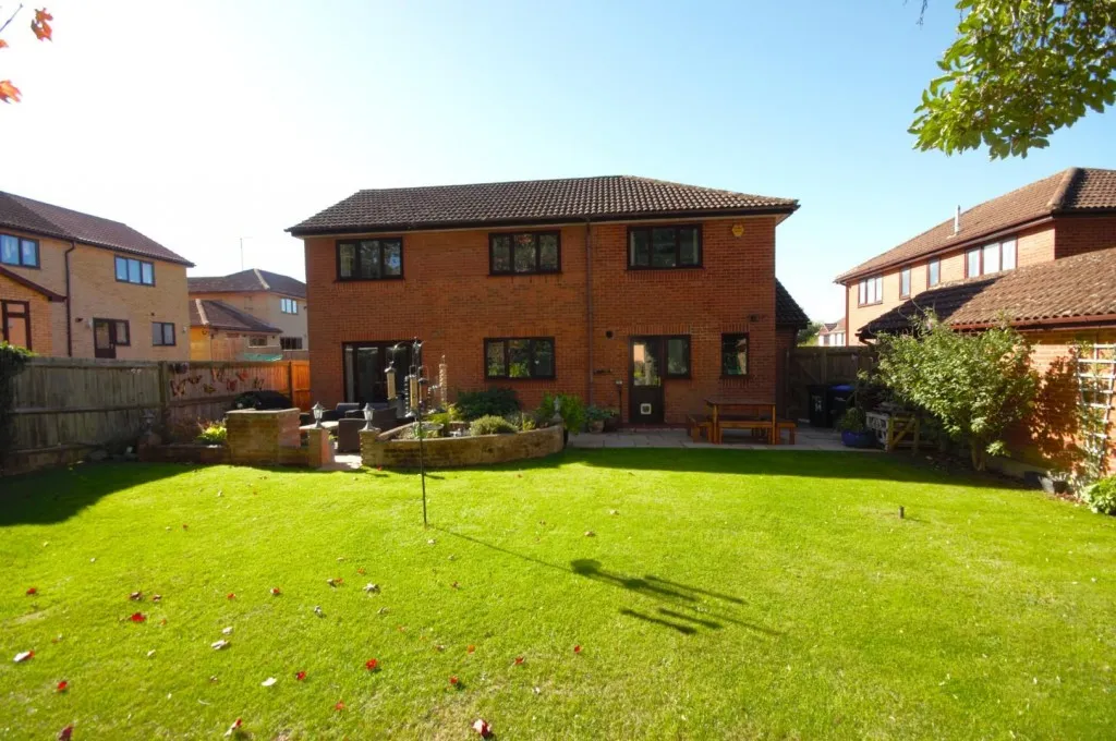 Laneside Hollow, Northampton, photo 19