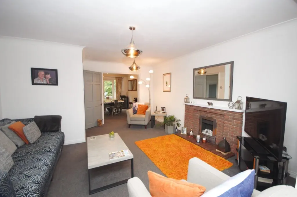 Laneside Hollow, Northampton, photo 5