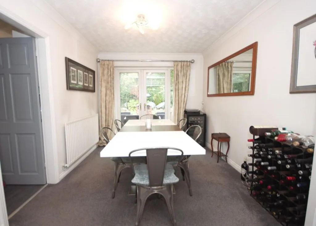 Laneside Hollow, Northampton, photo 17
