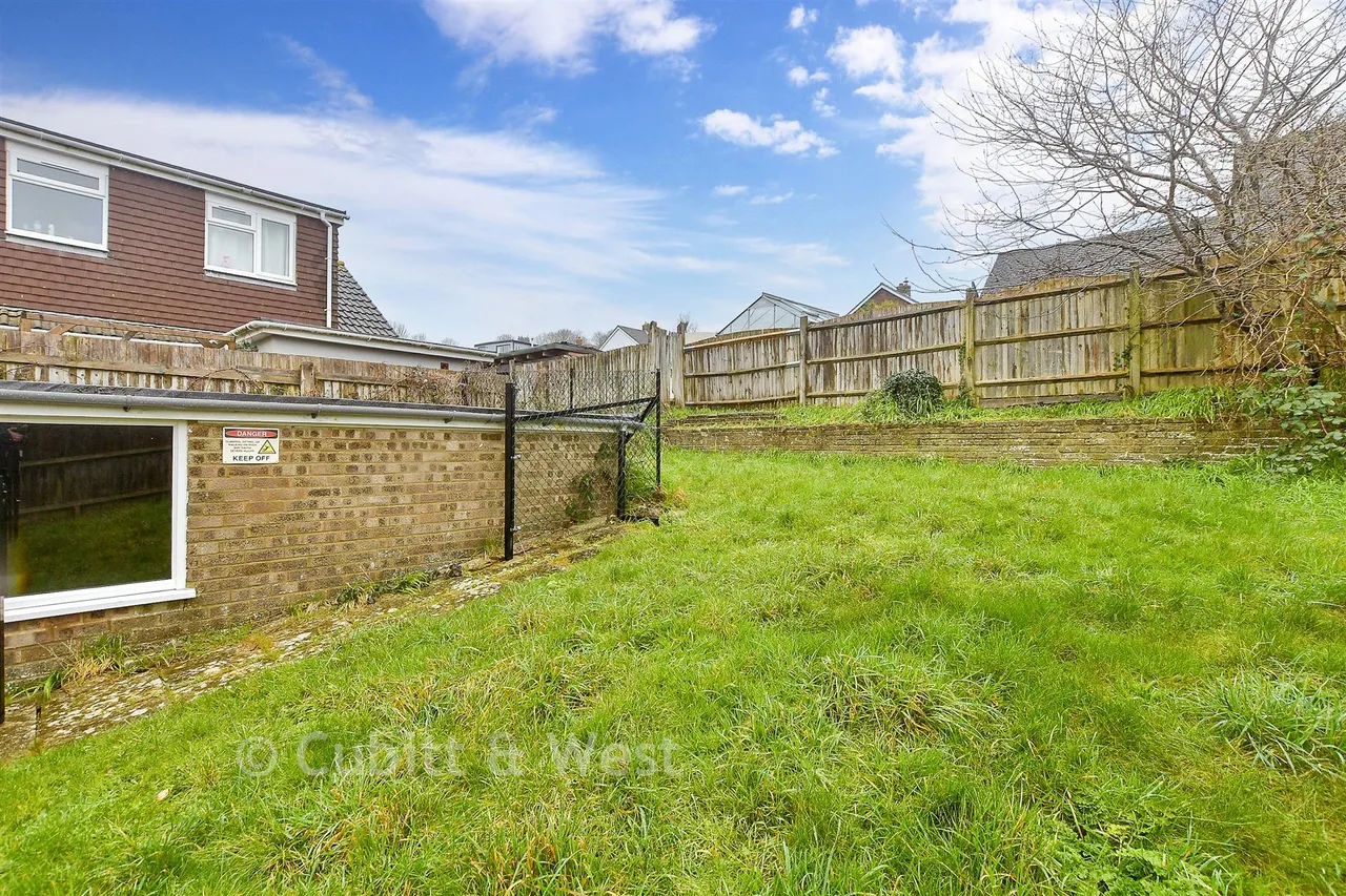 Sycamore Close, Woodingdean, BN2, photo 13