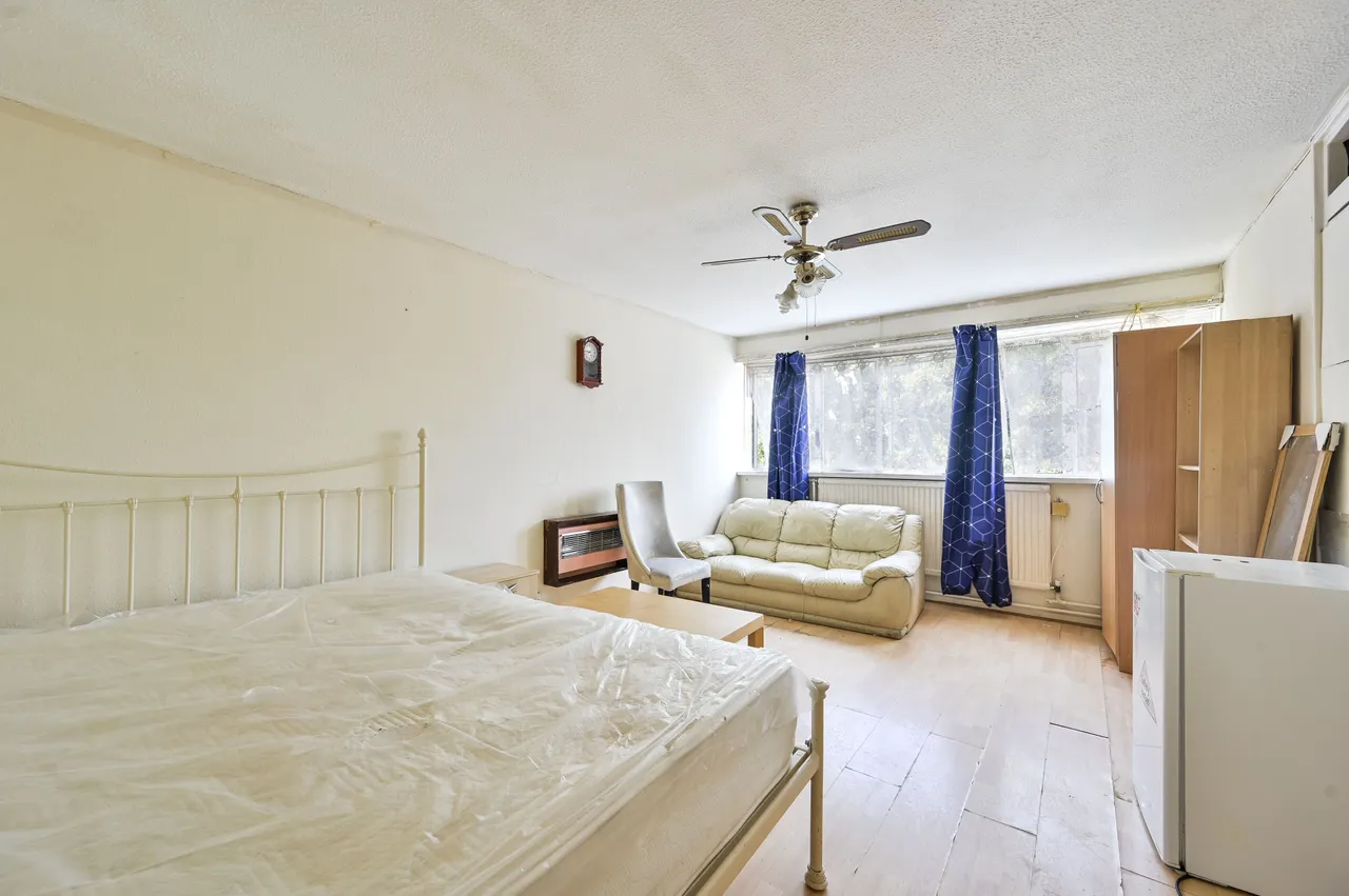 457 Stafford Court, Copley Close, London, photo 9
