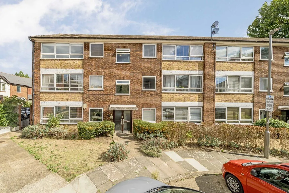 Waynflete Street, SW18, photo 4