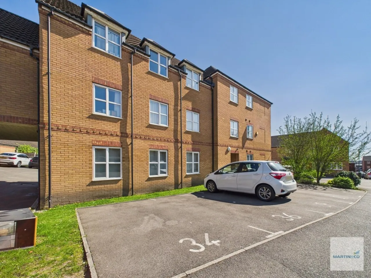 Edmonstone Crescent, Bestwood, NG5, photo 10