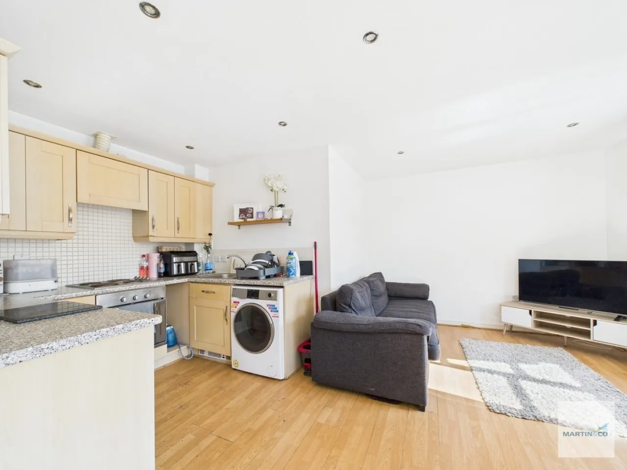 Edmonstone Crescent, Bestwood, NG5, photo 2