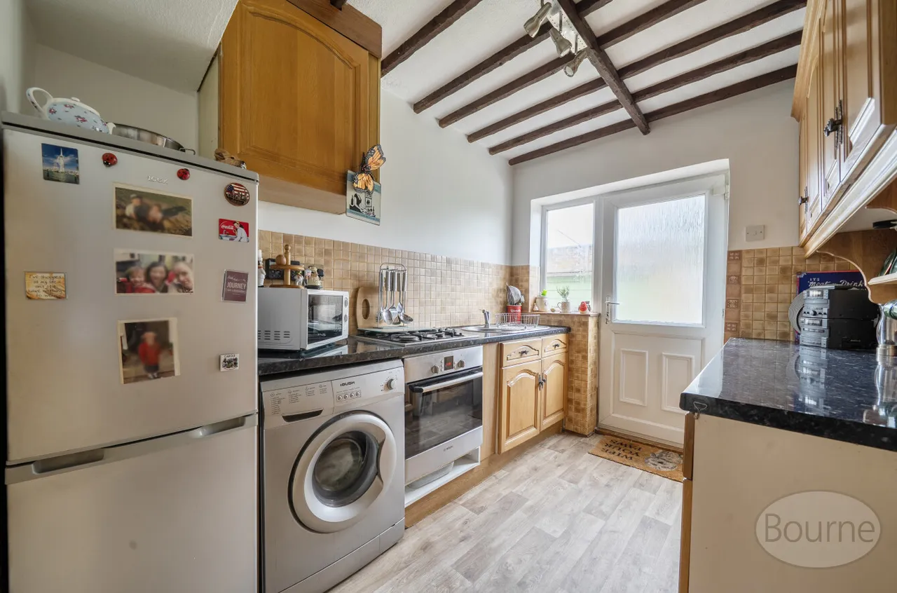 Worplesdon Road, Guildford, GU2, photo 2