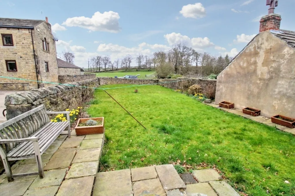 Huthwaite Lane, Thurgoland, photo 17