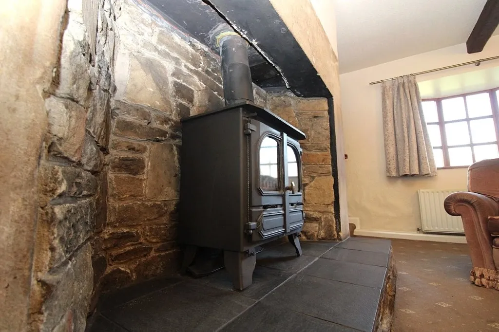 Huthwaite Lane, Thurgoland, photo 6
