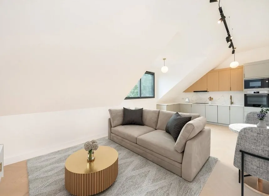 1 bed flat for sale, Pitt Crescent, Durnsford Court, SW19