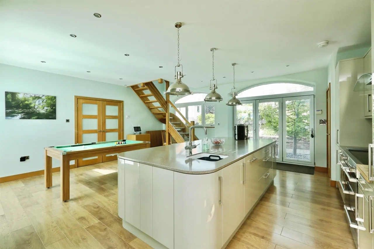 Cedric Road, Edenthorpe, DN3, photo 2