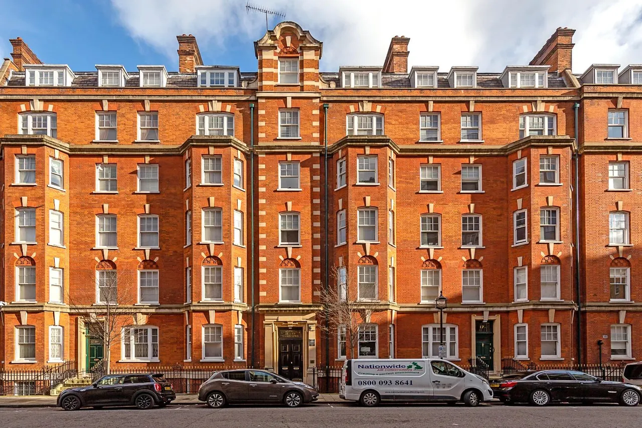 Brown Street, Marylebone, W1H, photo 2