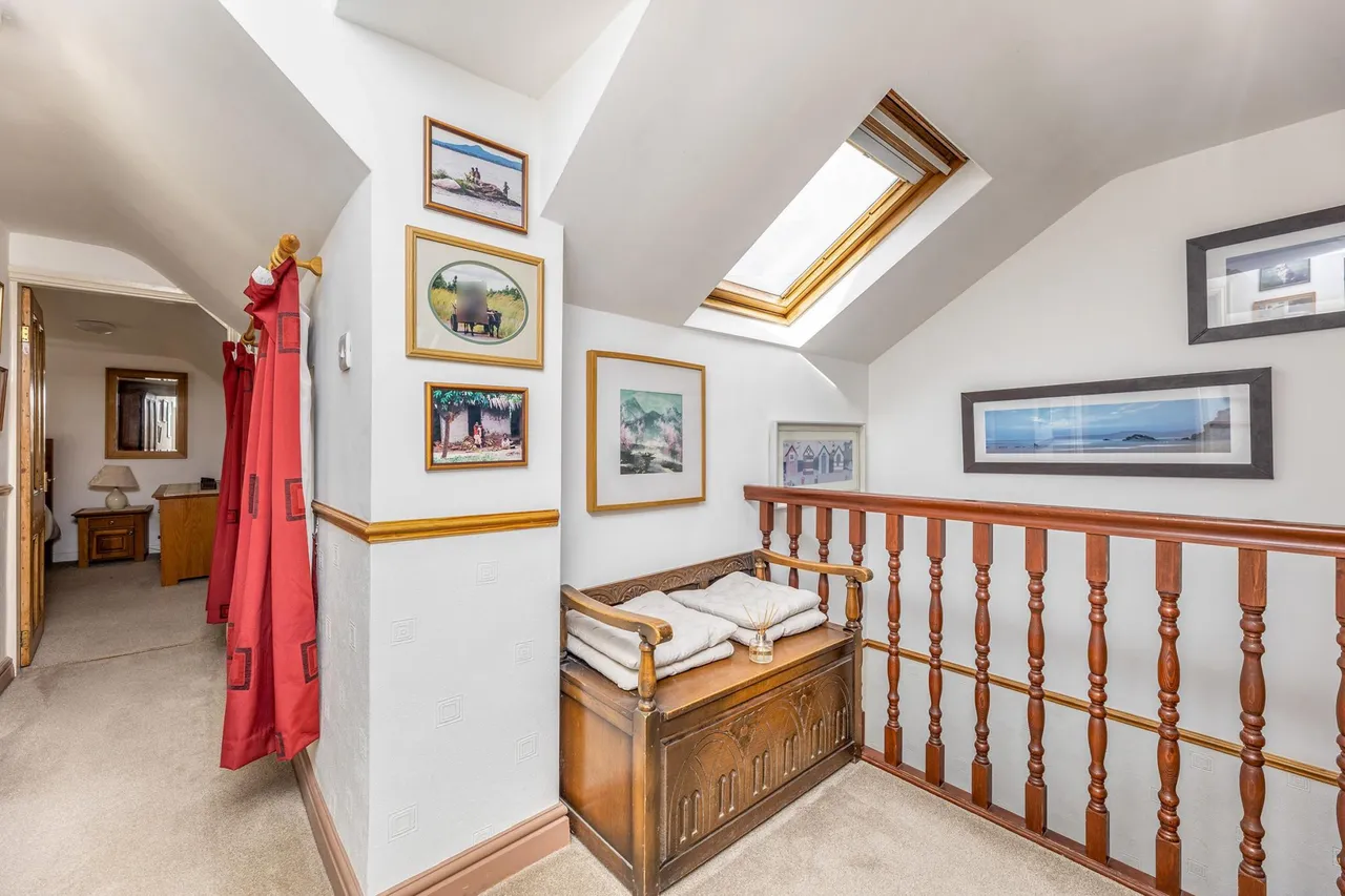 High Street, Billingley, S72, photo 21