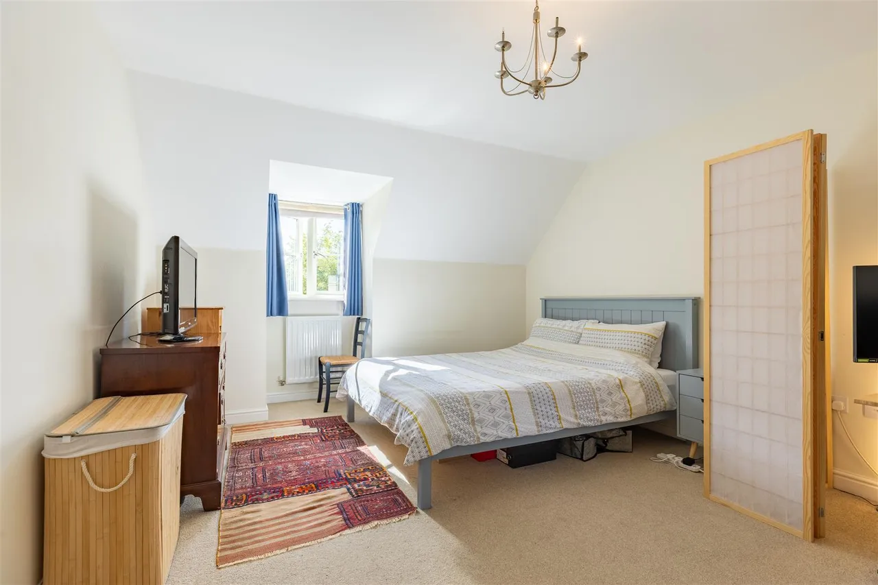 Trotman Walk, Cirencester, GL7, photo 18